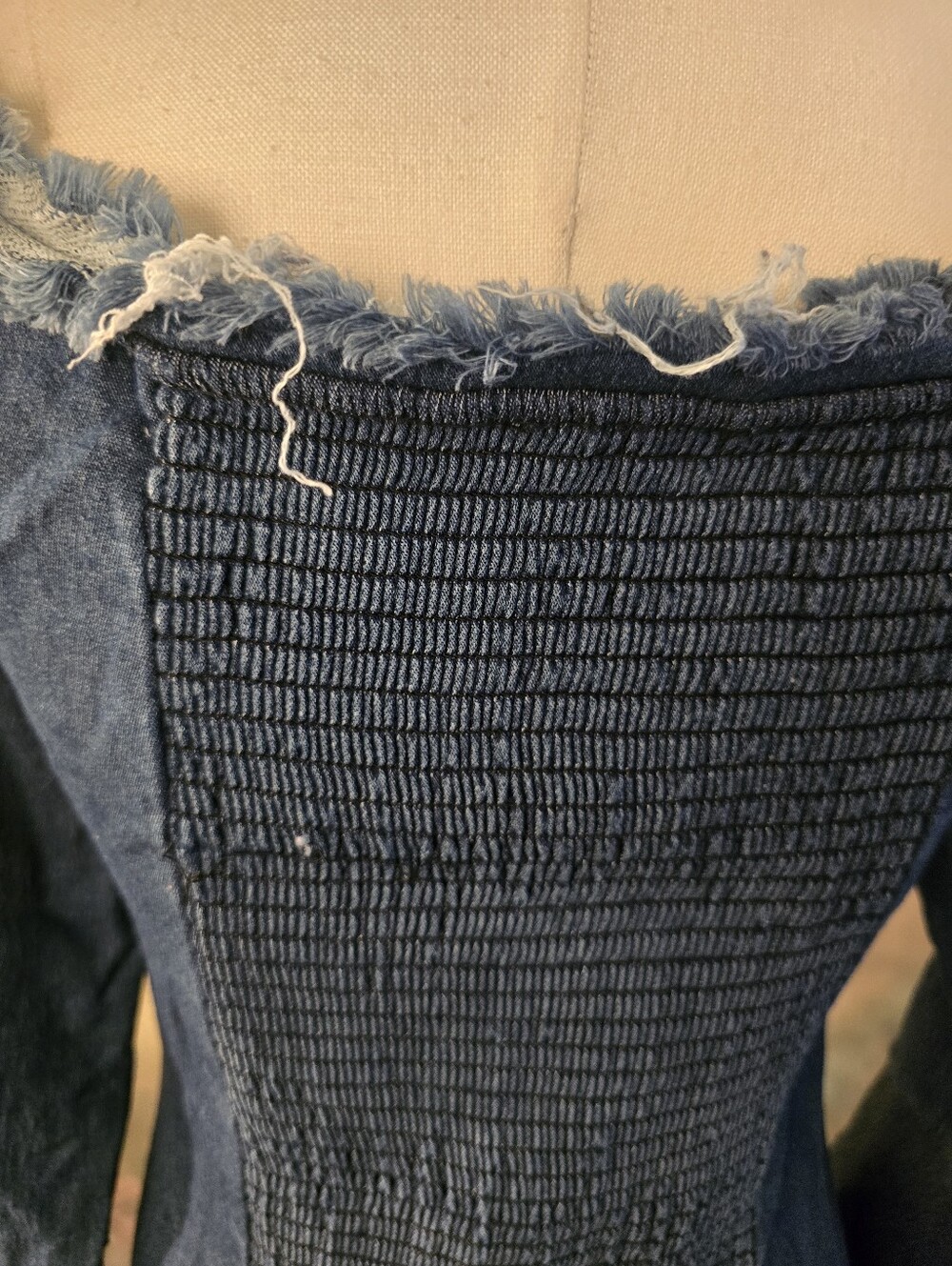 Venus Off The Shoulder Raw Edge Denim XS - Picture 7 of 14
